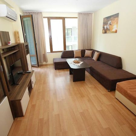 Apartment Rosi Pomorie Bagian luar foto