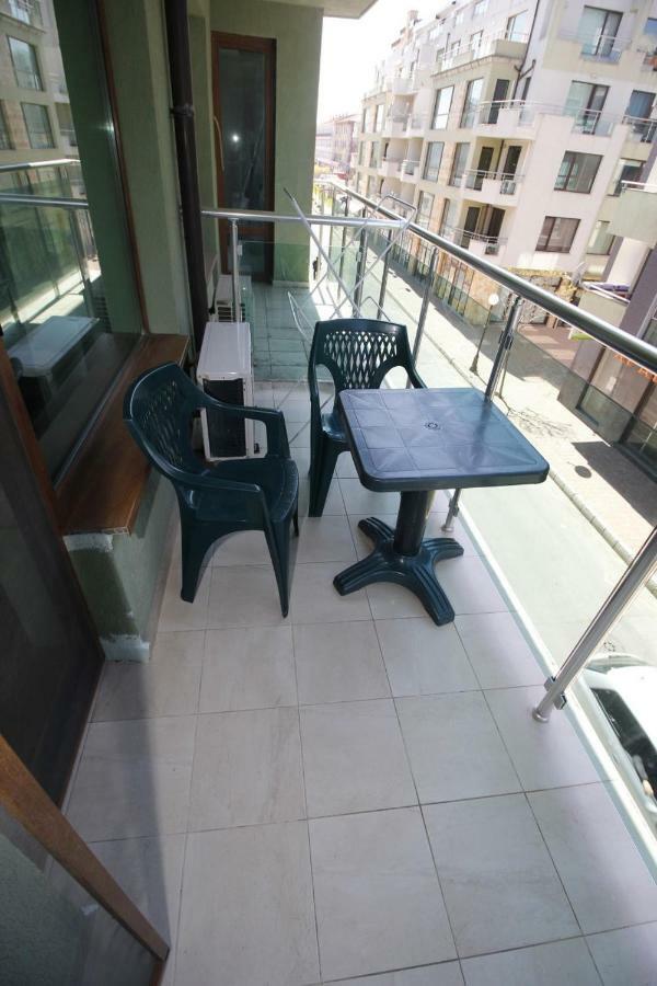 Apartment Rosi Pomorie Bagian luar foto